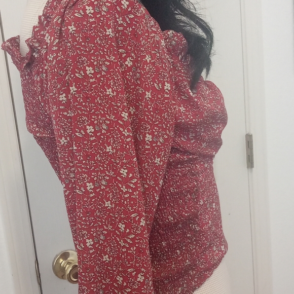 Floral top - Picture 5 of 11